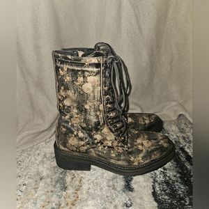 Vintage Foundry Boots
